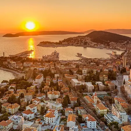 New! Luxury Dona Apartment *