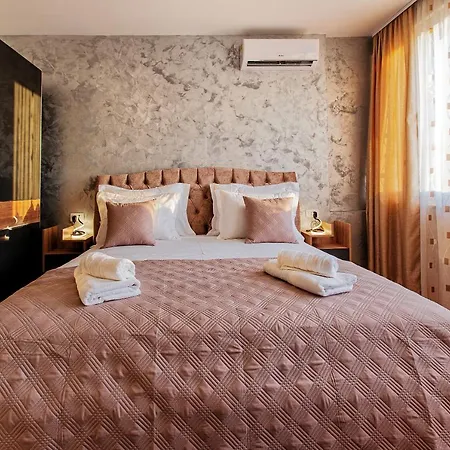 New! Luxury Dona * スプリト