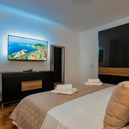 New! Luxury Dona * スプリト